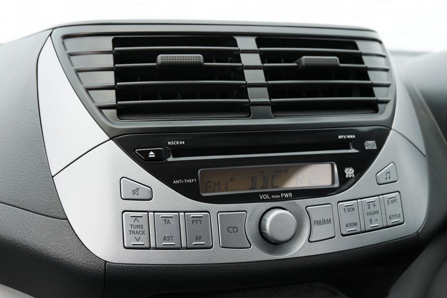  Nissan Pixo 2008 года  (фото 17 из 120)